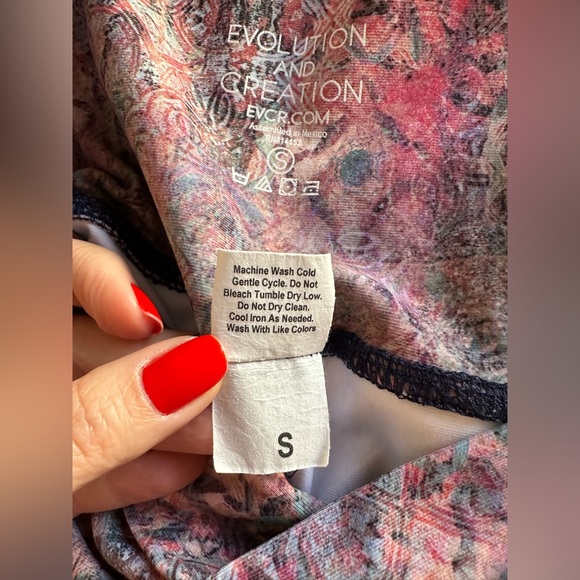 Evolution and Creation legging Athletic multicolor activewear Size Small - Picture 12 of 16